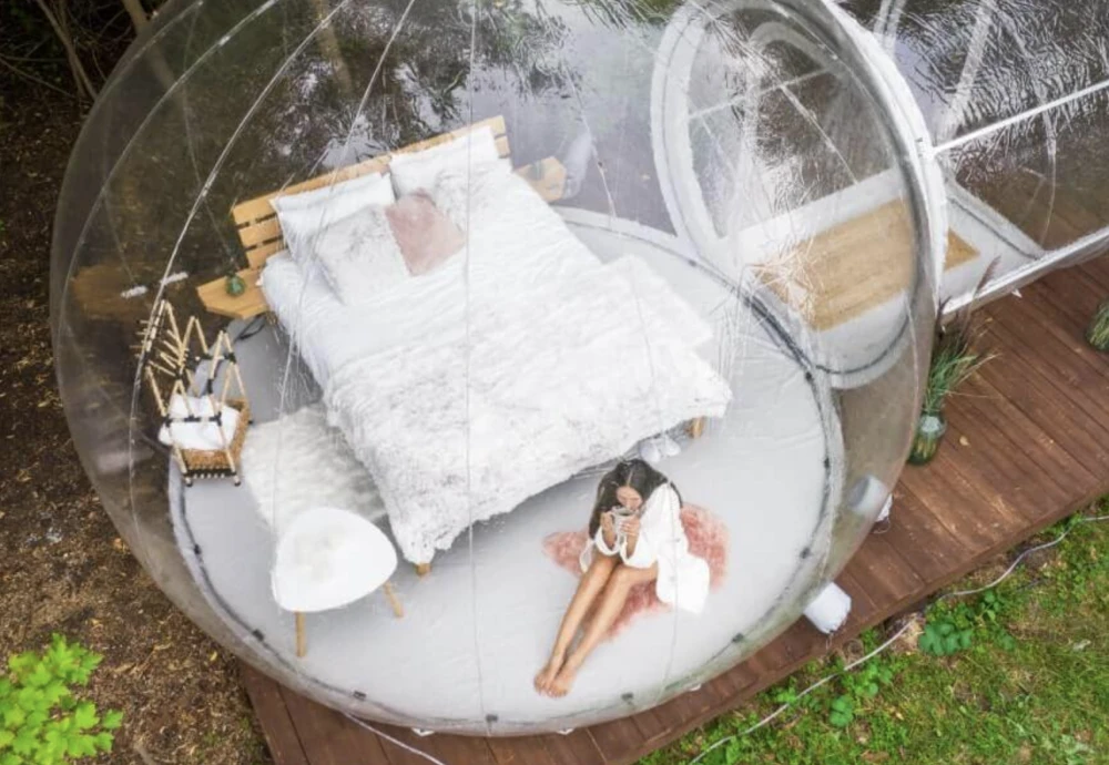 clear plastic bubble tent